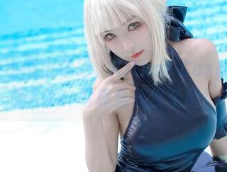 女仆装也能很奇幻，Kitkat Cosplay贞德Alter写真合集赏个脸！